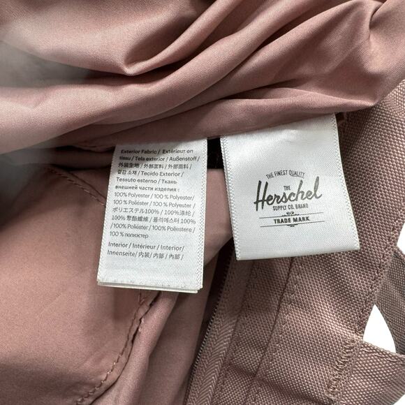 HERSCHEL Classic Tote Bag in Ash Rose Unisex Recycled Polyester Shoulder Bag - Picture 5 of 9